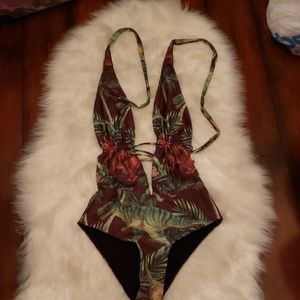 One piece Bathing suit
